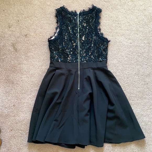 Black Eyelash Lace Skater Dress - INA - Picture 3 of 3
